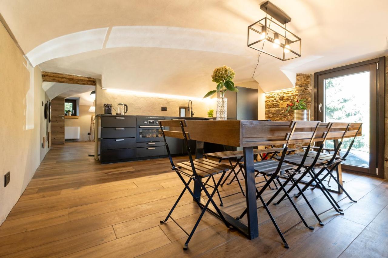 Castelnuovo NigraL'Ozio Creativo住宿加早餐旅馆 外观 照片